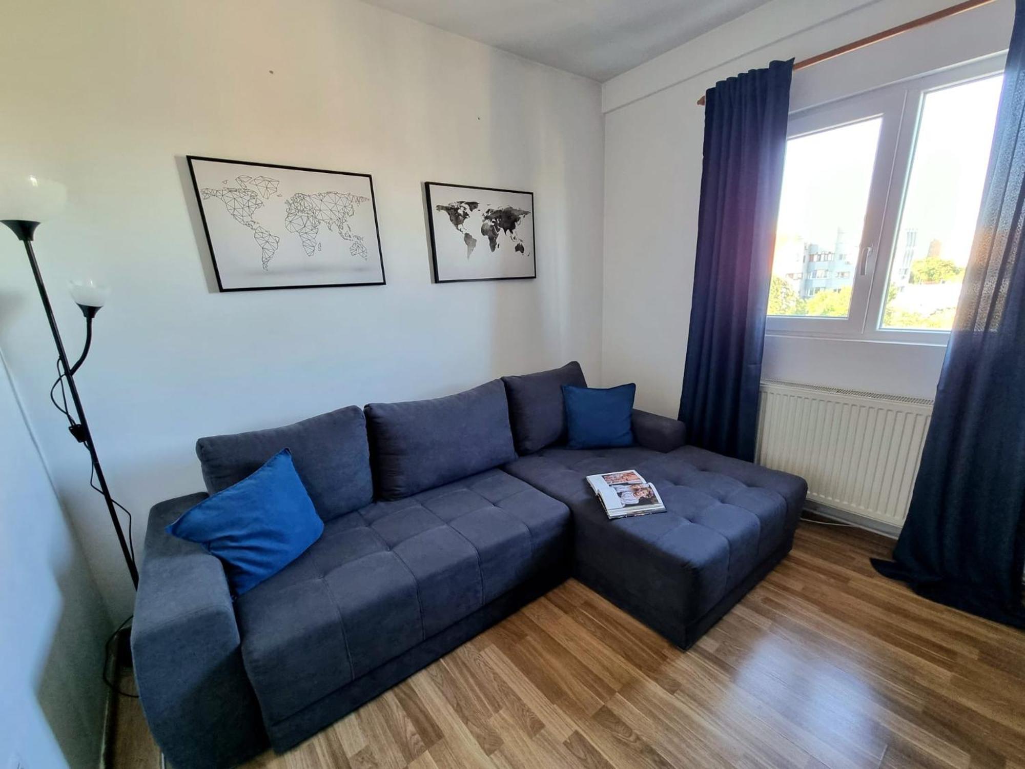 Iulius Town Charm Cozy Apartments 티미쇼아라 외부 사진