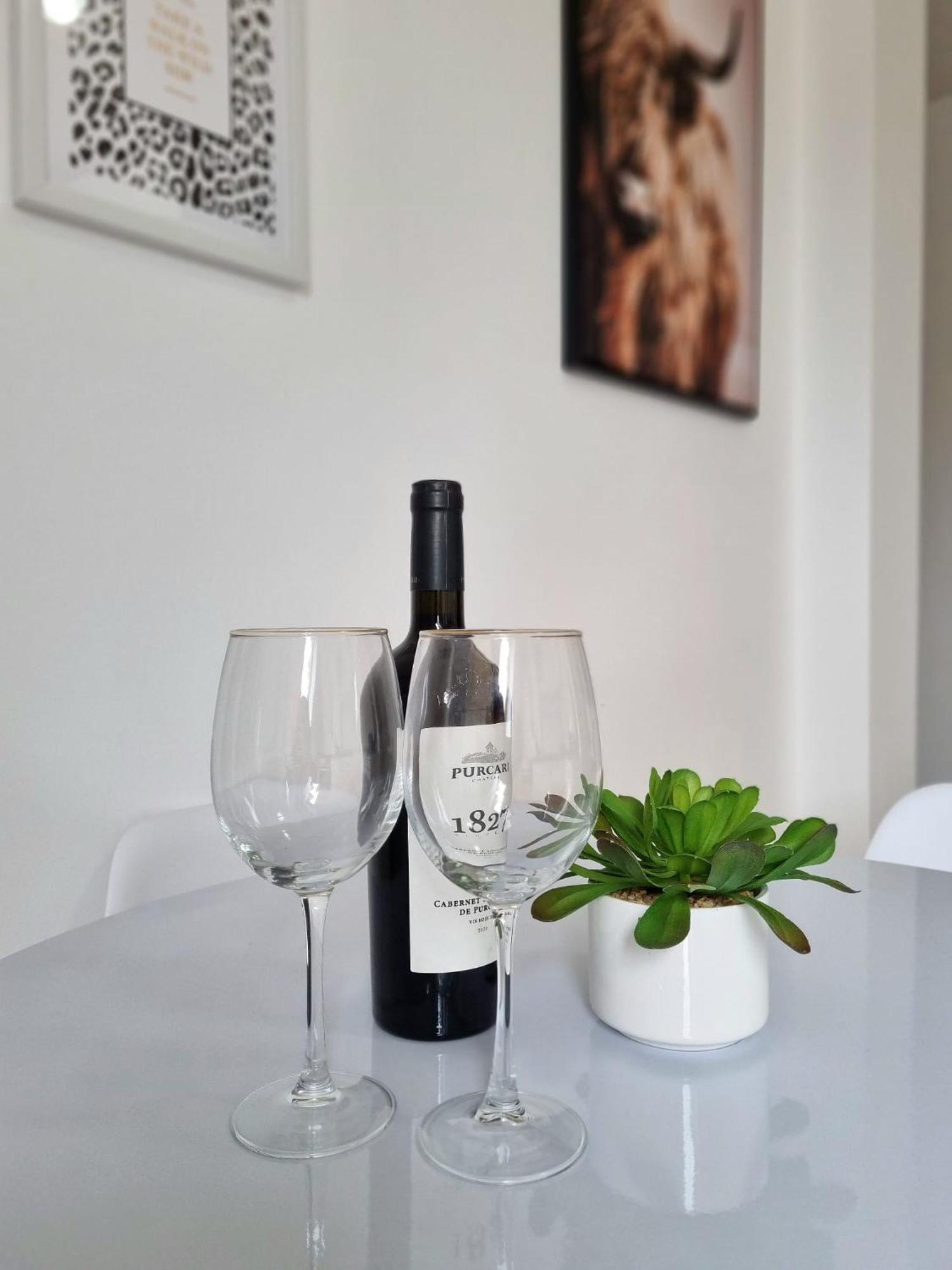 Iulius Town Charm Cozy Apartments 티미쇼아라 외부 사진